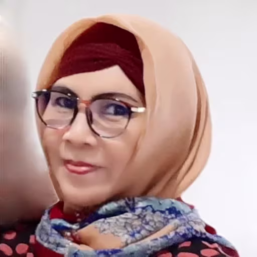 Dr. Esther Hesline Palandi